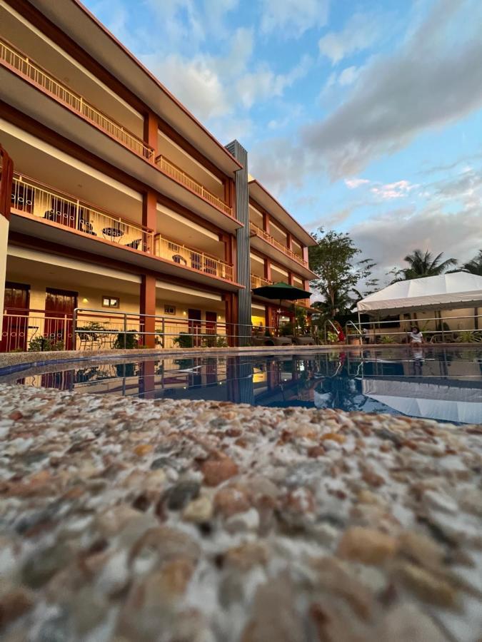 Rufana Suites Moalboal Exteriér fotografie