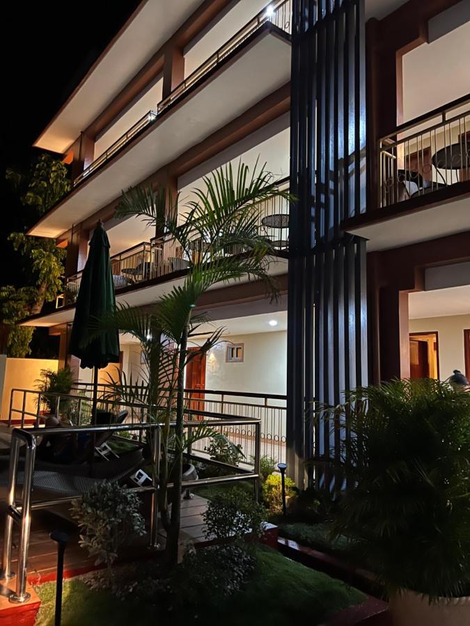 Rufana Suites Moalboal Exteriér fotografie