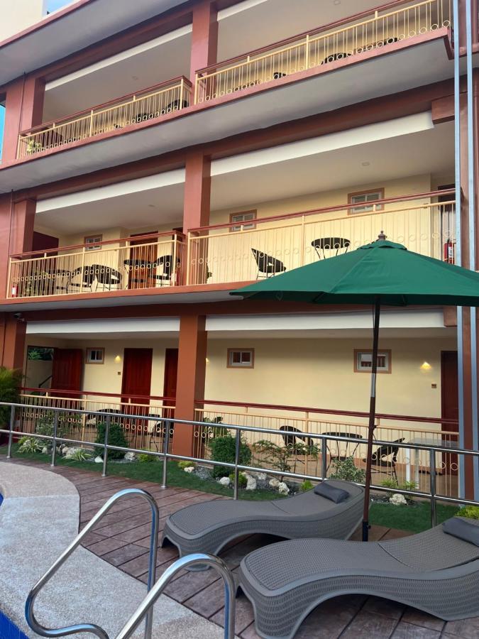 Rufana Suites Moalboal Exteriér fotografie